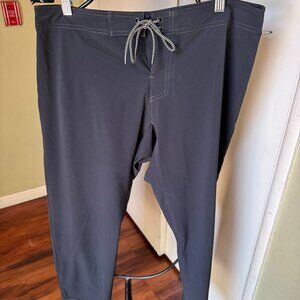 ELECTRIC & ROSE CAPRI DRAWSTRING SIZE LARGE NWOT THREE PATCH ON LOWER LEG